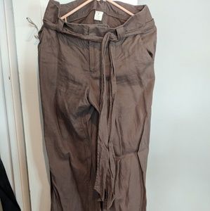 Linen pants with tie belt